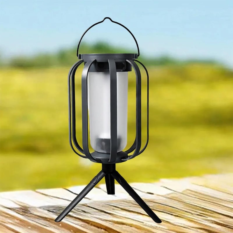 CampFlameGlow™ - Lampe med realistisk flammeeffekt – Opladelig via USB & solenergi